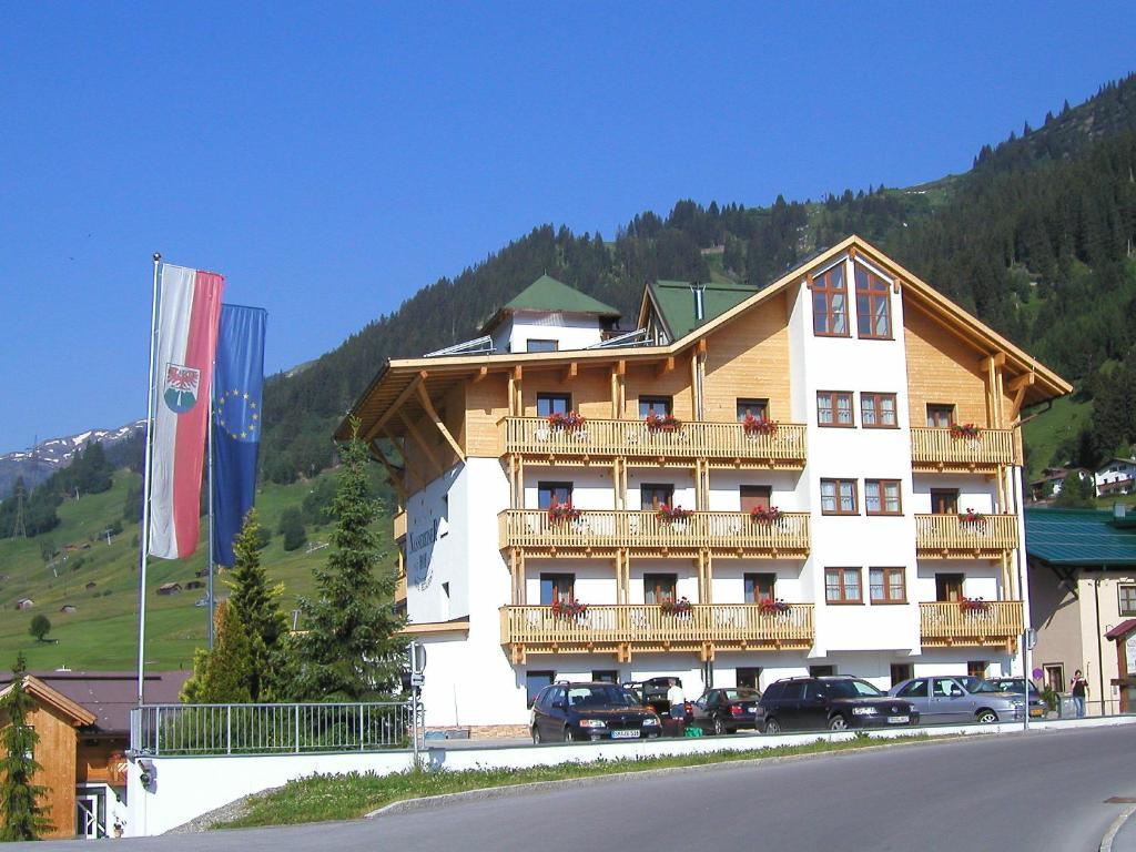 Hotel Nassereinerhof Sankt Anton am Arlberg Esterno foto